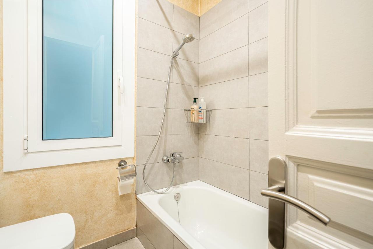 Sagrada Familia C&D Lovely Apartment Barcelona Luaran gambar